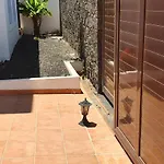 Lanzarote Cloclo - Private Heated Pool, Wifi, Private Parking Вілла