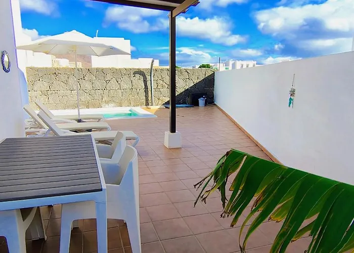Lanzarote Cloclo - Private Heated Pool, Wifi, Private Parking Villa Playa Blanca (Lanzarote)