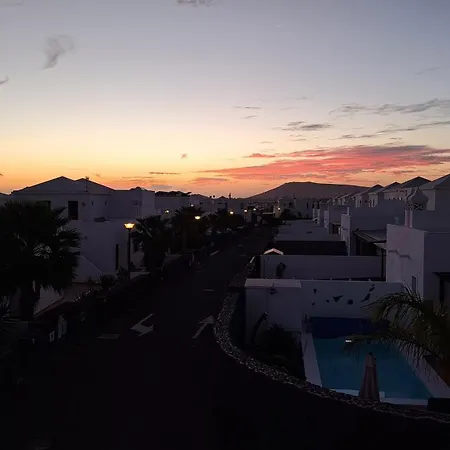 Lanzarote Cloclo - Private Heated Pool, Wifi, Private Parking Villa Playa Blanca (Lanzarote)