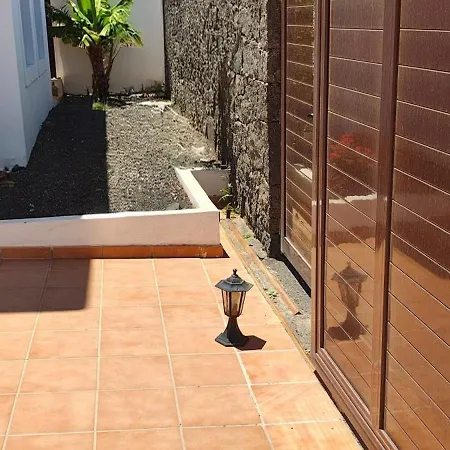 Lanzarote Clocló - Private Heated Pool, Wifi, Private Parking Villa