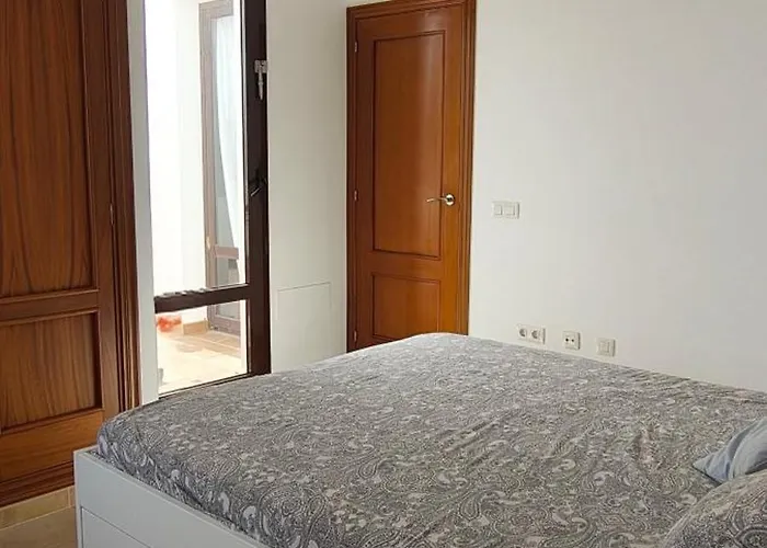 Lanzarote Cloclo - Private Heated Pool, Wifi, Private Parking