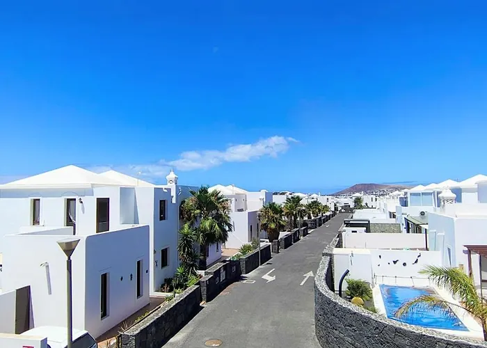 Lanzarote Cloclo - Private Heated Pool, Wifi, Private Parking * 플라야블랑카